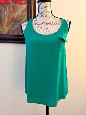 Scoop Neck Silk Sleeveless Racerback Top with Chest Pocket